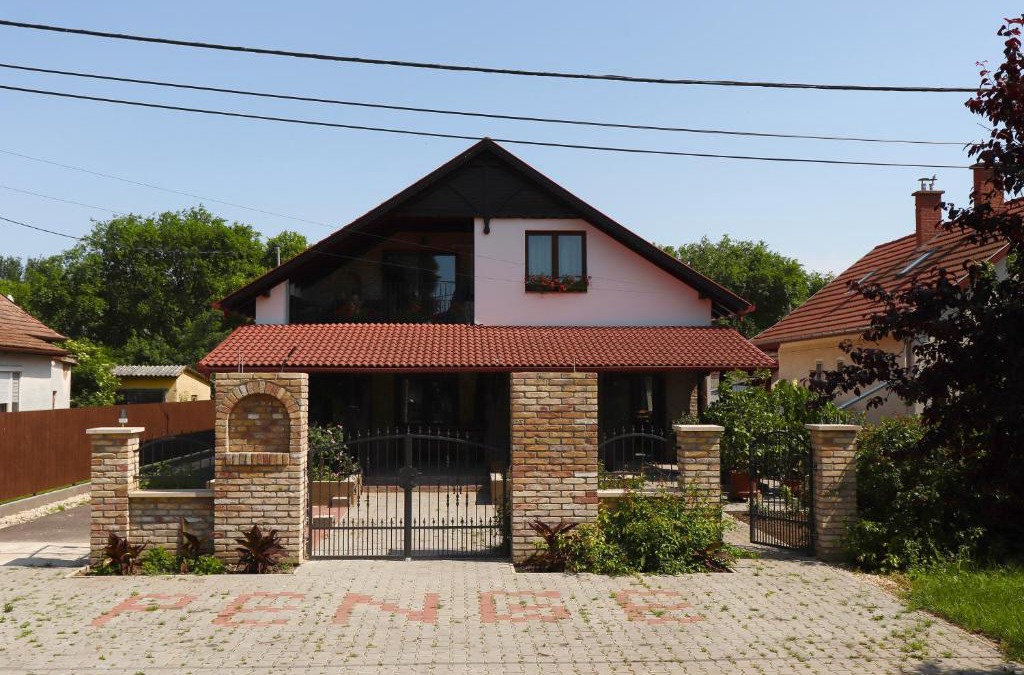 Hortobagy House | MaRéJa Vendégház