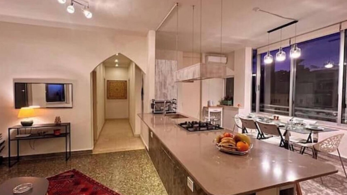 Mar Mikhael House | Mar Mikhael - The Penthouse - 24/7 Electricity