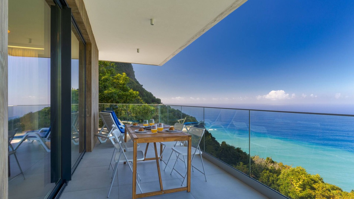 Arco de Sao Jorge Apartment | Mar Yam Sea by Atlantic Holiday
