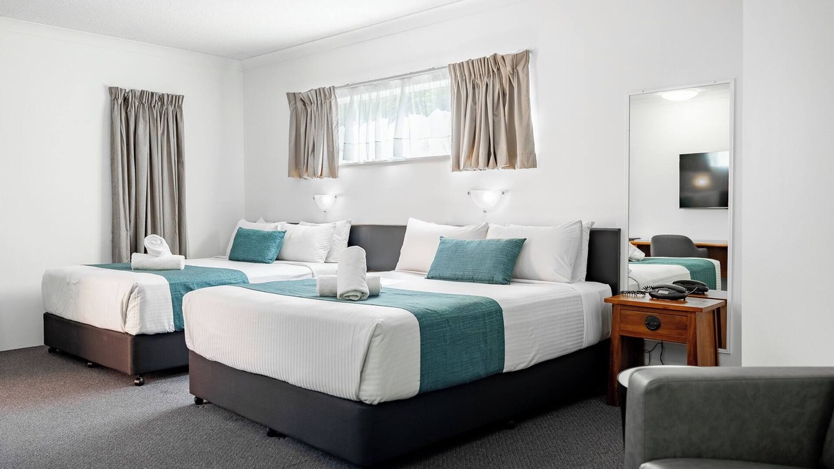 Emerald Hotel | Maraboon Motor Inn