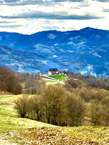 Petrova House | Maramures BELVEDERE