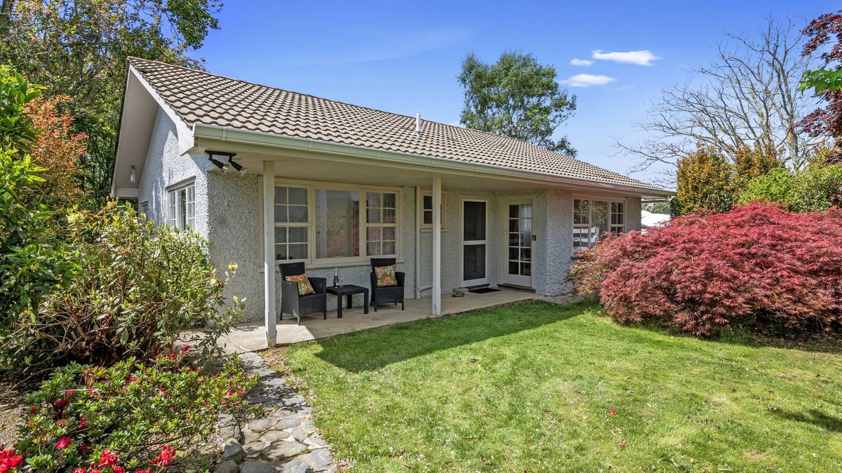 Takaka House | Maratoa - Takaka Holiday Home