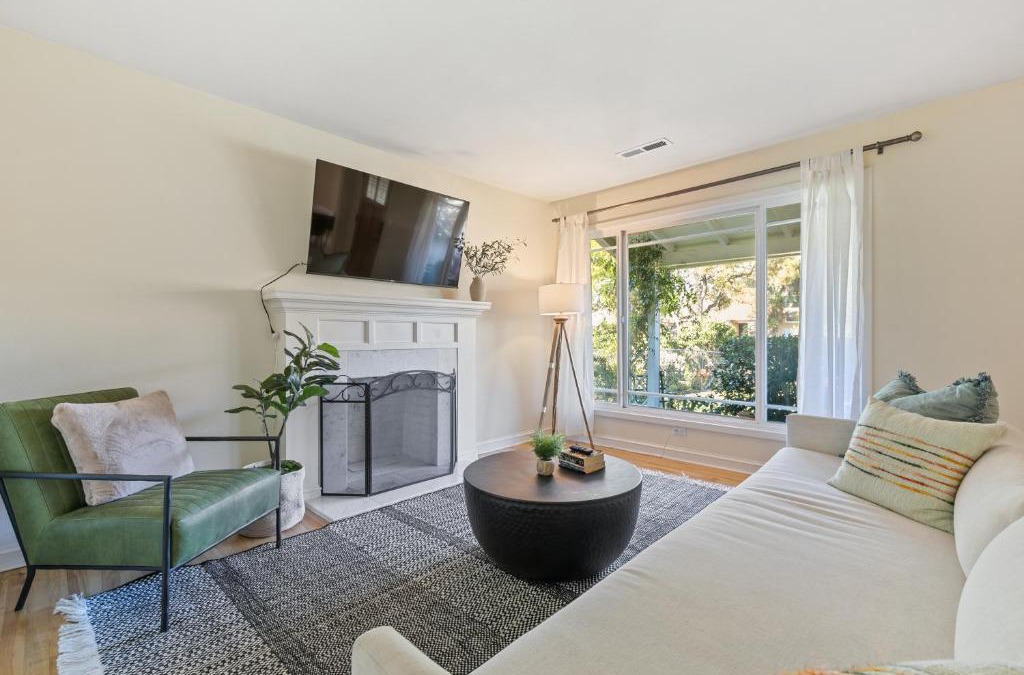 Redwood City House | @ Marbella Lane - Modern and Sleek Home in Redwood