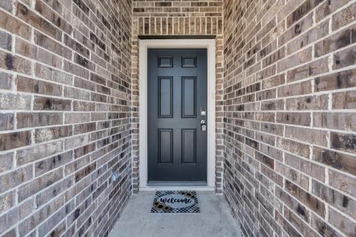 Austin House | @ Marbella Lane - Polished 3BR Home in Austin TX