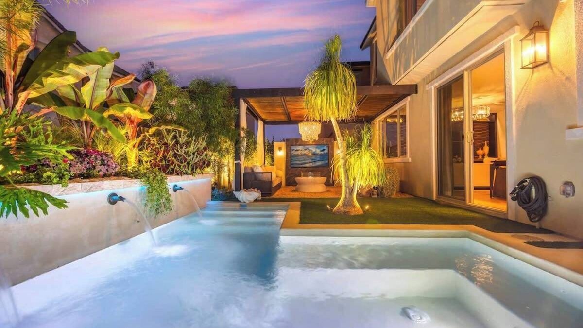 San Juan Capistrano House | @Marbella Lane - Stylish Dream Home in RMV w/Pool