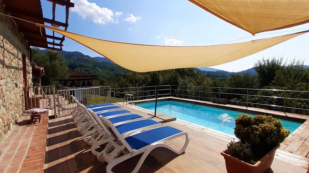 Pieve Fosciana House | Marcione, character cottage, own pool, wonderful views, walk restaurant; WIFI!
