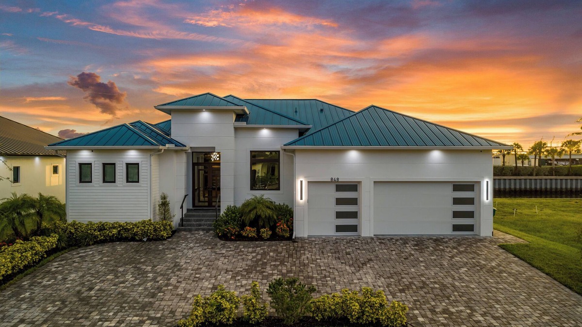 Marco Island House | Marco Premium Escape – A Waterfront Masterpiece of Coastal Elegance
