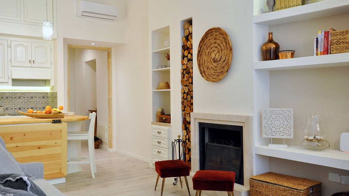 Historic Castle District Apartment | Marco's Stylish Home: in the hearth of Cagliari