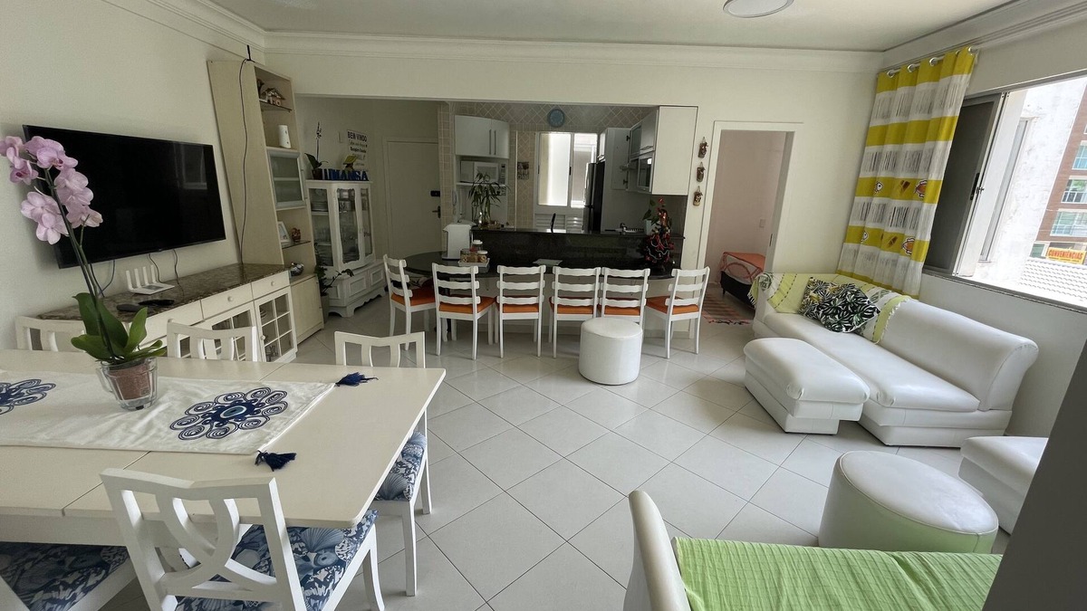 Matinhos Apartment | Maré Mansa spacious and comfortable just a few steps from Mansa beach in Caiobá.