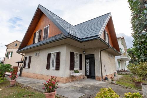 Falerone House | Mare & Monti scopri le Marche