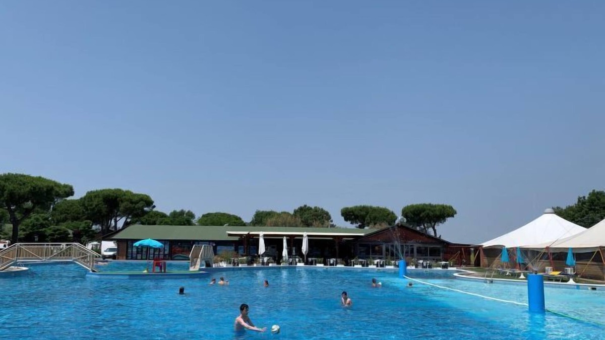 Casal Borsetti House | Mare Pineta by Interhome