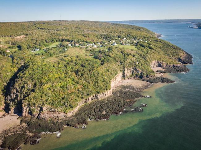 Annapolis County Villa | MareGold Centre - Juniper Cabin and Rose Cabin