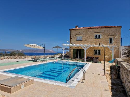 Kokkinon Khorion Villa | Margarita's Escape Villa
