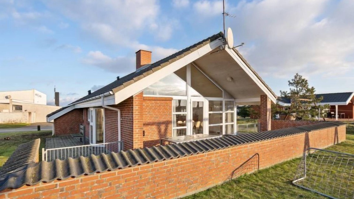 Lakolk House | "Mari" - 400m from the sea by Interhome
