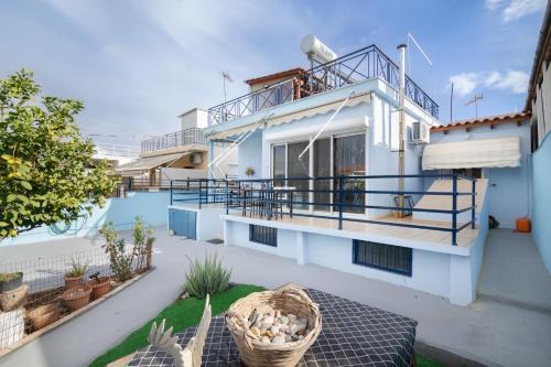 Salamis House | Maria's Beach Escape Salamina