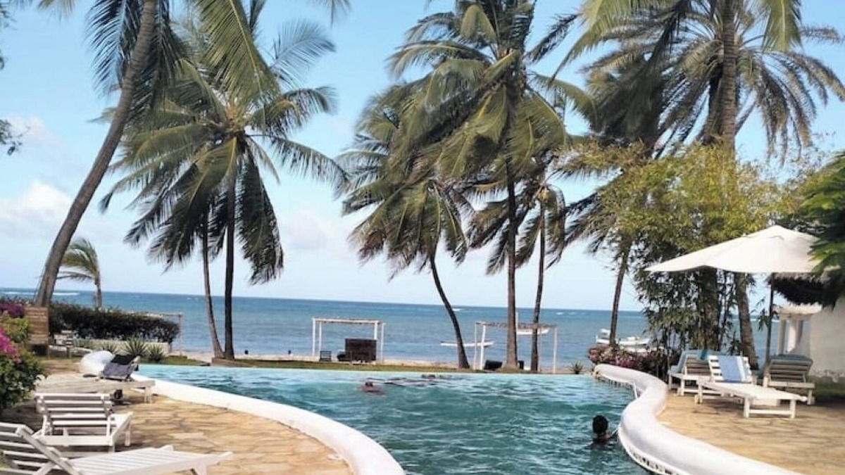 Malindi Marine National Park Cottage | MARIA, the Star* on the sea beach cottages -Jiraninn