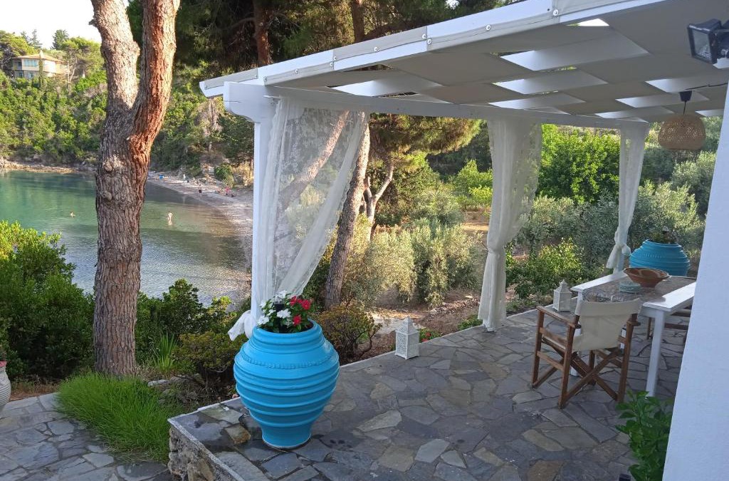 Agios Petros Apartment | Marianna Studios