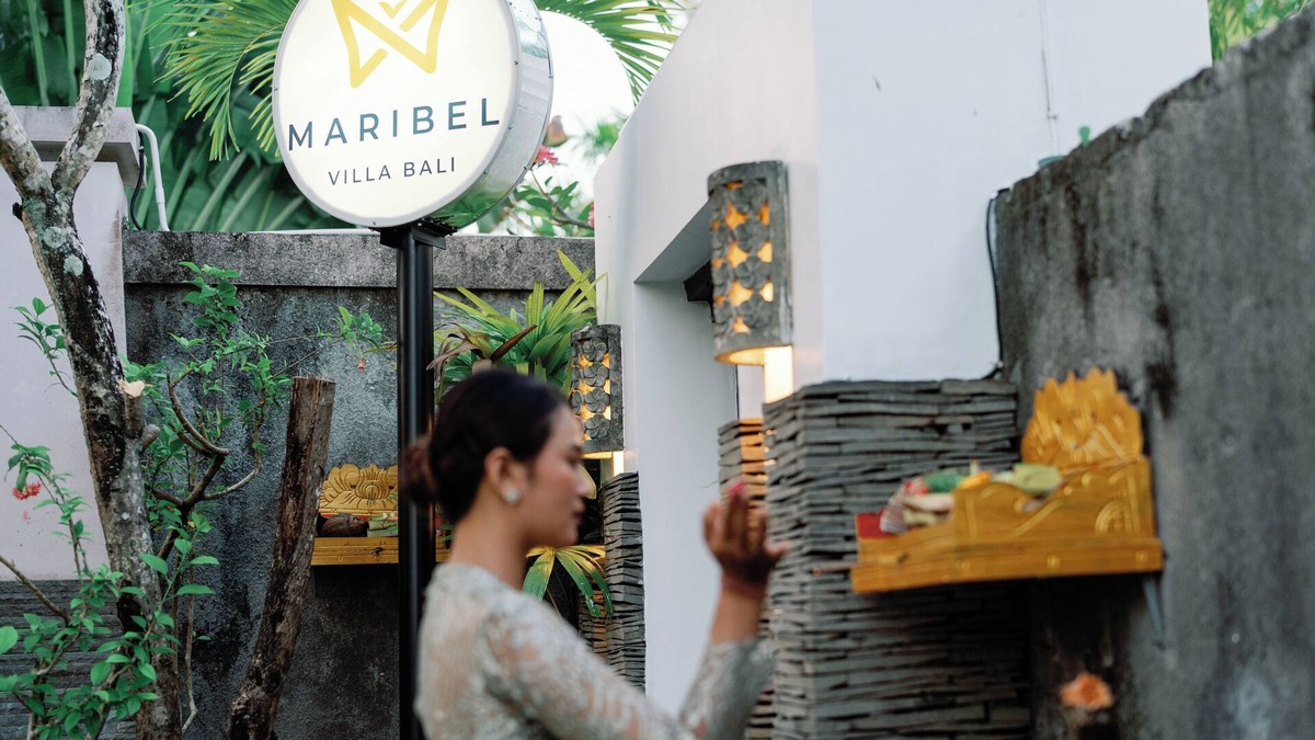 Dewi Sri Villa | Maribel Villa Bali Sunset Road Seminyak 3 Bedrooms