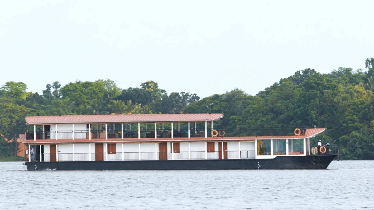 Piliyandala Boat Rental | Marina by DAE
