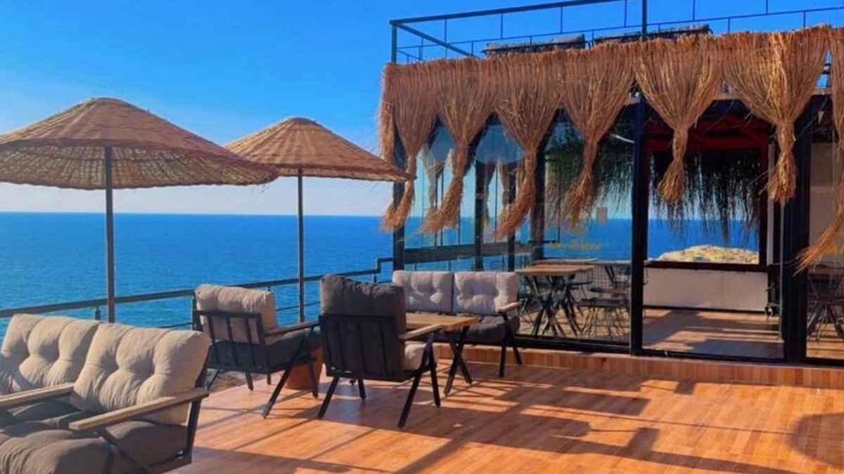 Karaburun Koyu Bed & Breakfast | Marina Fener