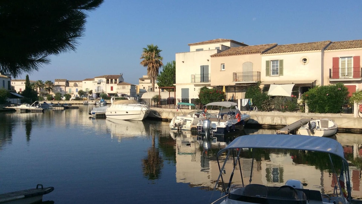 Aigues-Mortes House | Marina Petite Belge à Aigues Mortes incl half day motorboat (see conditions)