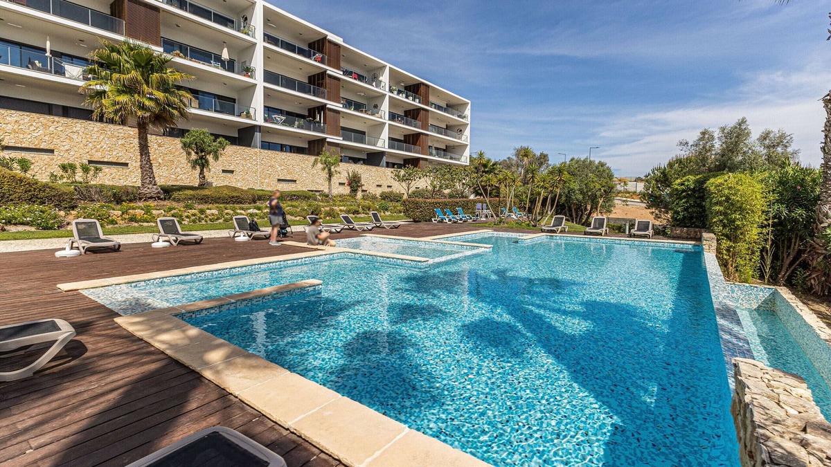 Telheiro Apartment | Marina Village | Pool | Garage