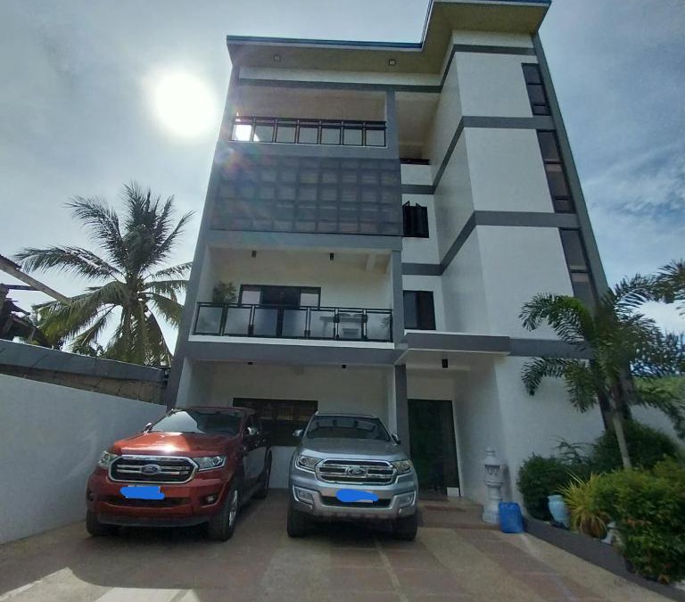Maniuaya Island Bed & Breakfast | Marinduque Bed and Breakfast