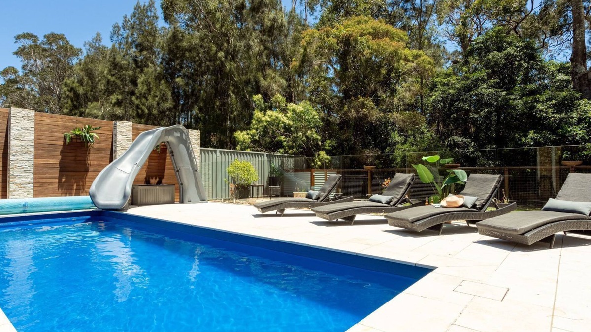 Callala Bay House | Marine Adventures – tranquil blue waters and white beaches of Jervis Bay