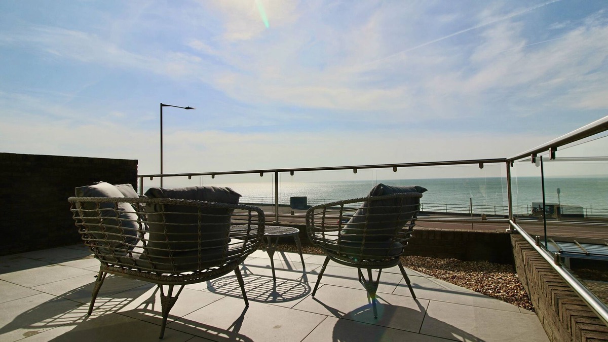 Seaford Apartment | Marine View Apartment