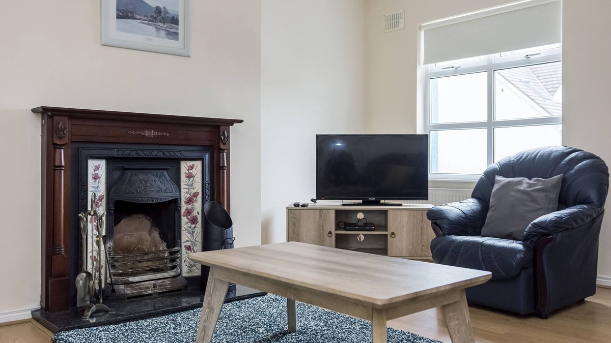 Bundoran House | Marine View Three Bedroom Townhouse