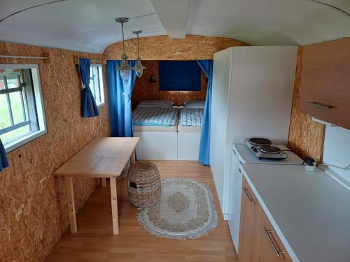 Lany Bed & Breakfast | Maringotka - South Hillside