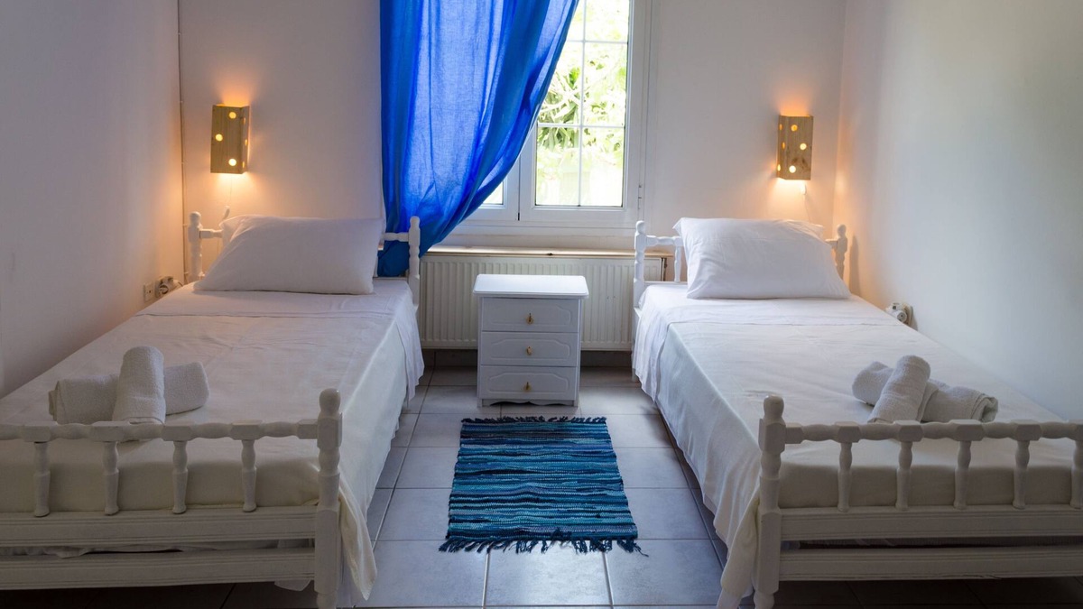 Aegina Town Apartment | Marini Traditional Cottages