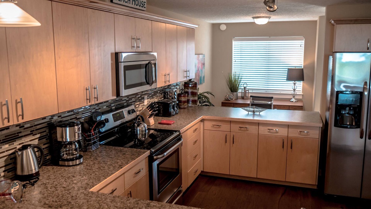 Ocean Shores Condo | Maritime Refuge Condominium - Oyhut Bay Seaside Village