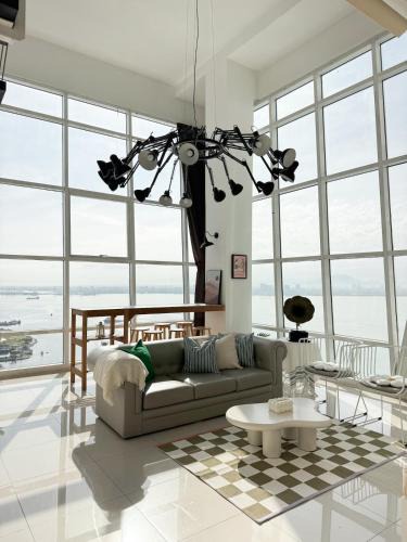 Gua Apartment | Maritime Suite Full Seaview Georgetown