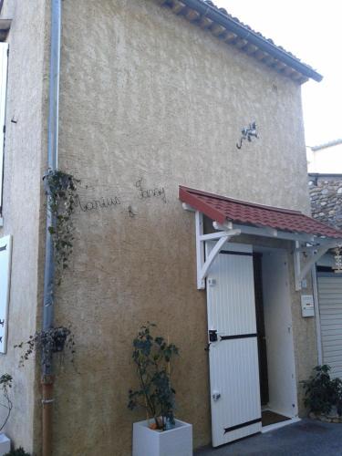 Oraison Apartment | Marius et Fanny