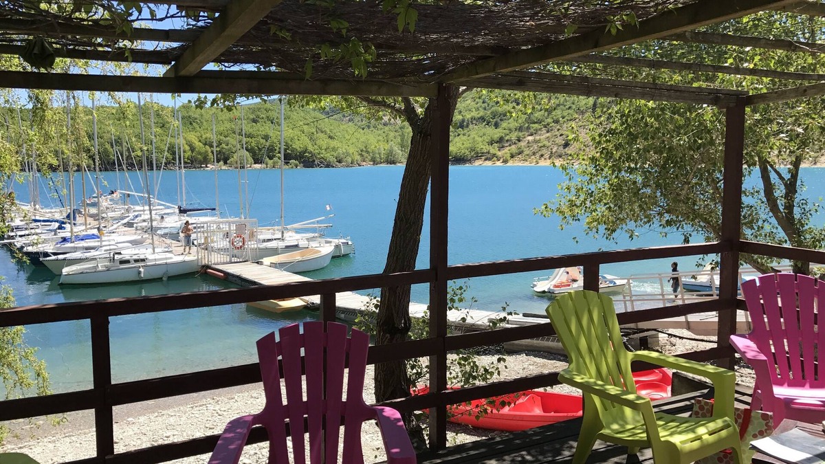 Bauduen Apartment | 'MARJOLAINE' Gite T2/VIEW OF THE LAKE 200 m away from the beaches