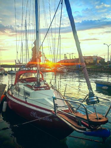 Swinoujscie Boat Rental | Marjonetka noclegi na wodzie