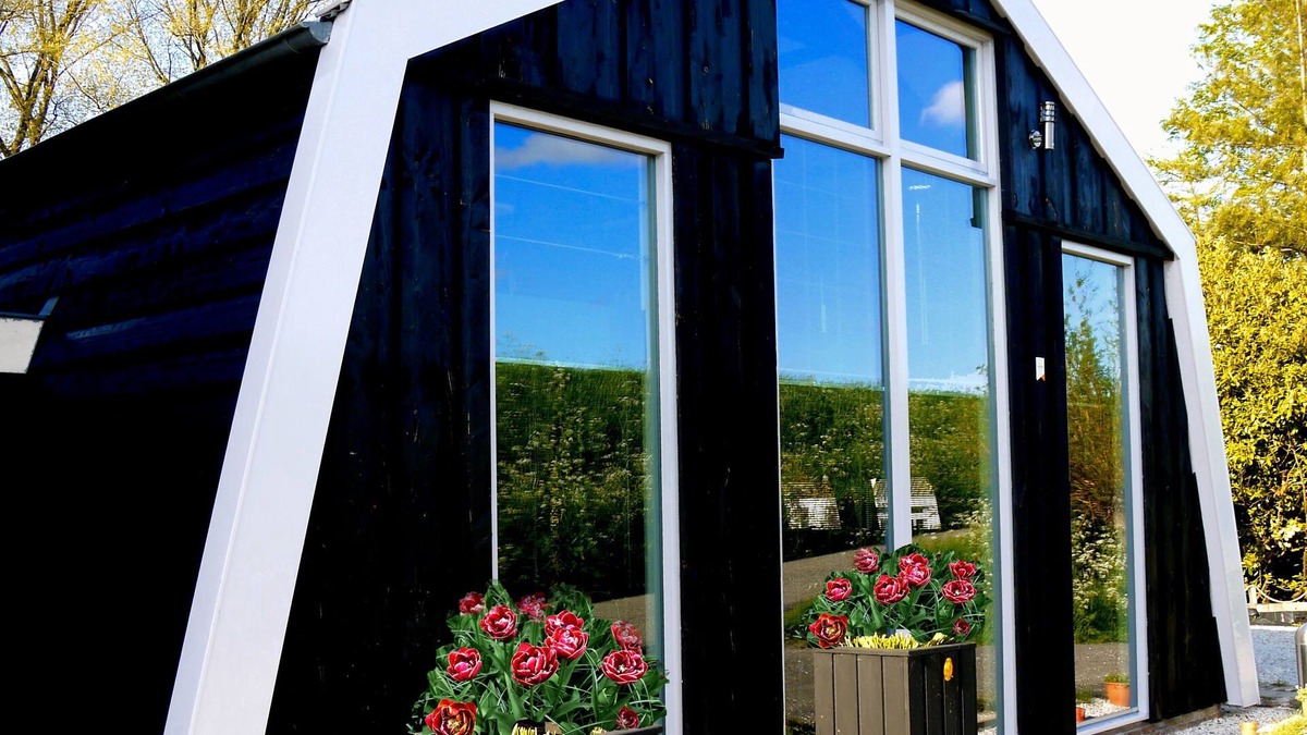 Bovenkarspel House | “Markermeerlogies am See” Historic, unique, exclusive, and very modern