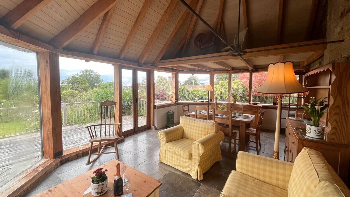 Staplefield Cottage | Market Garden Cottage