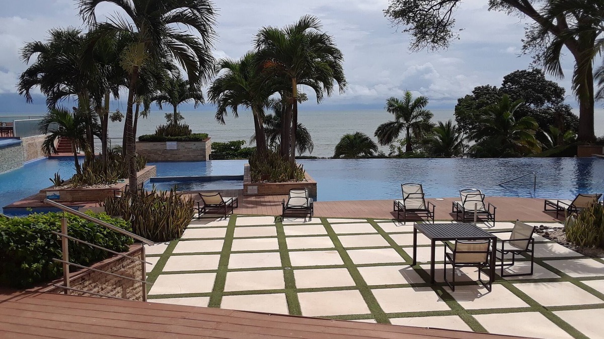 Nueva Gorgona Condo | Marlene's Executive Beachfront Condo