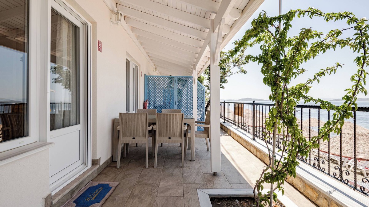 Marmara Apartment | Marmara Yali Evi - Direct Beachfront 3-Room-Apartment