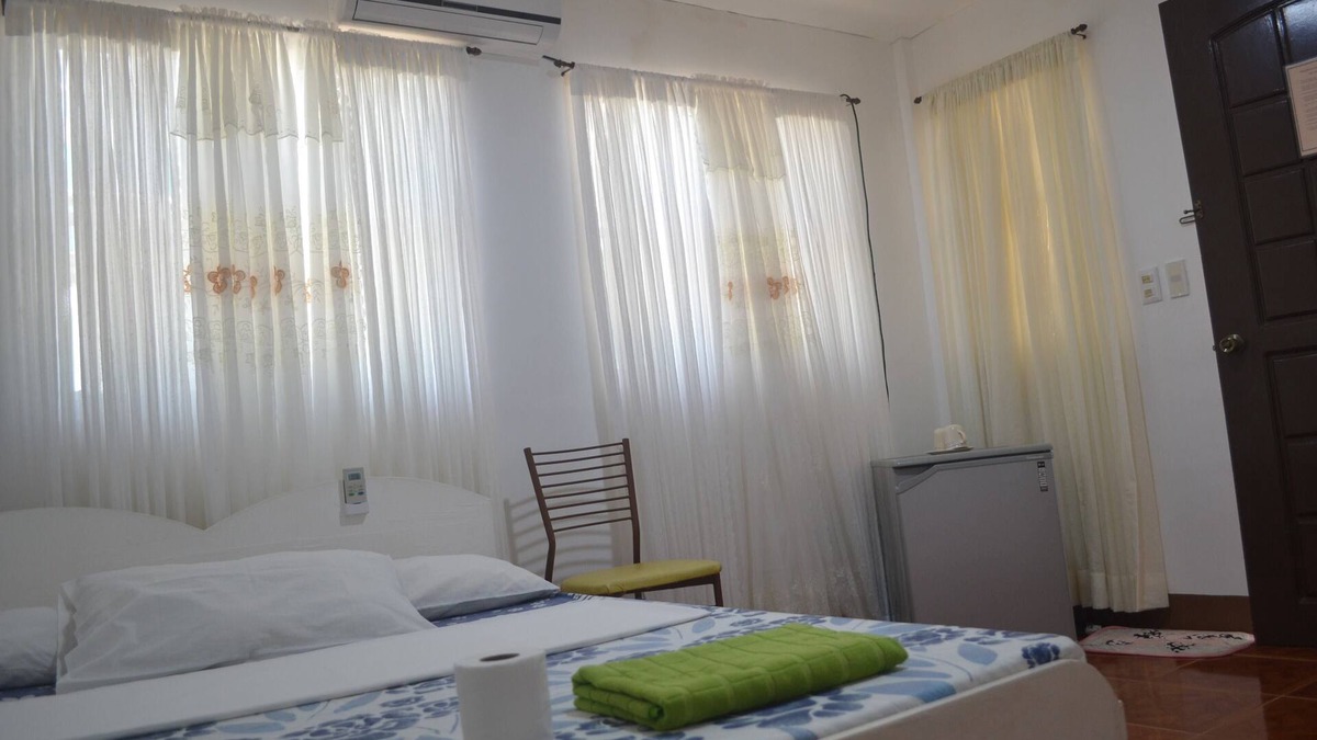 Boracay Island Resort | Marnin's Bora Place.