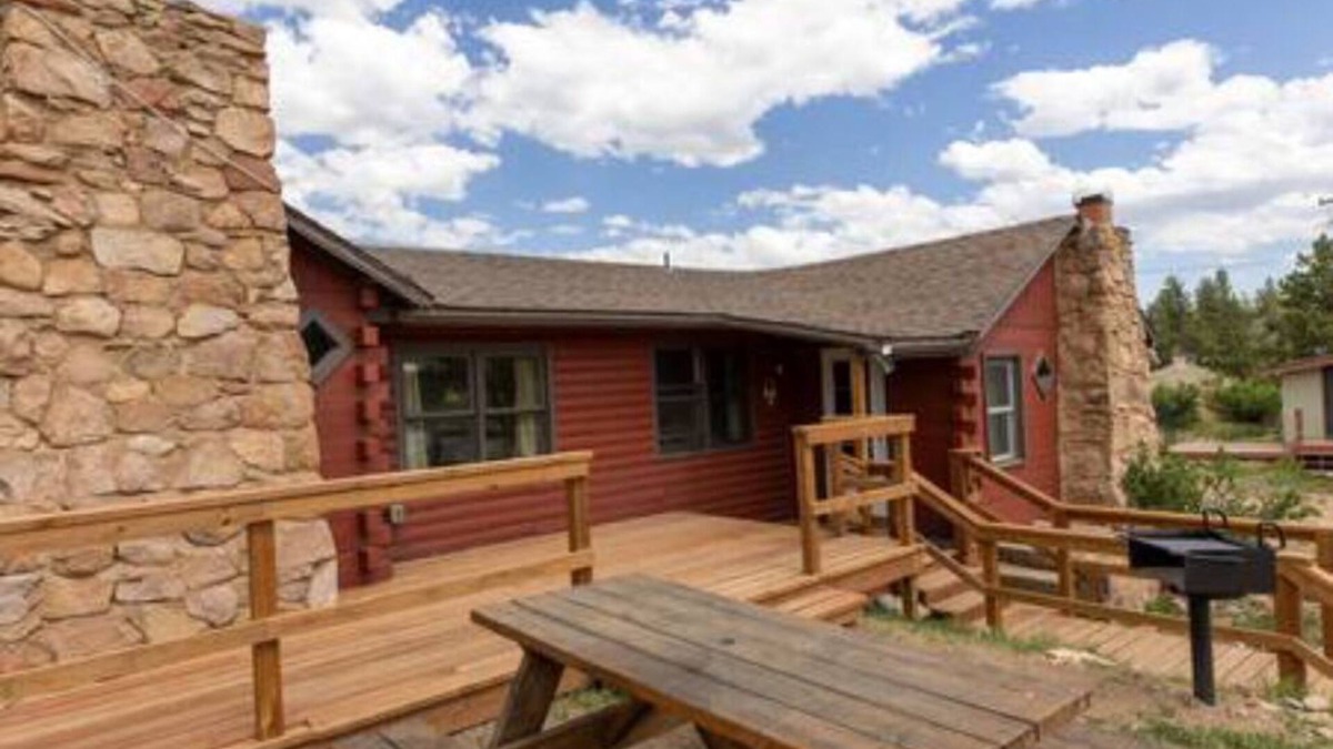 Red Feather Lakes Cabin | Marr's Mountain Cabins - Cabin 5