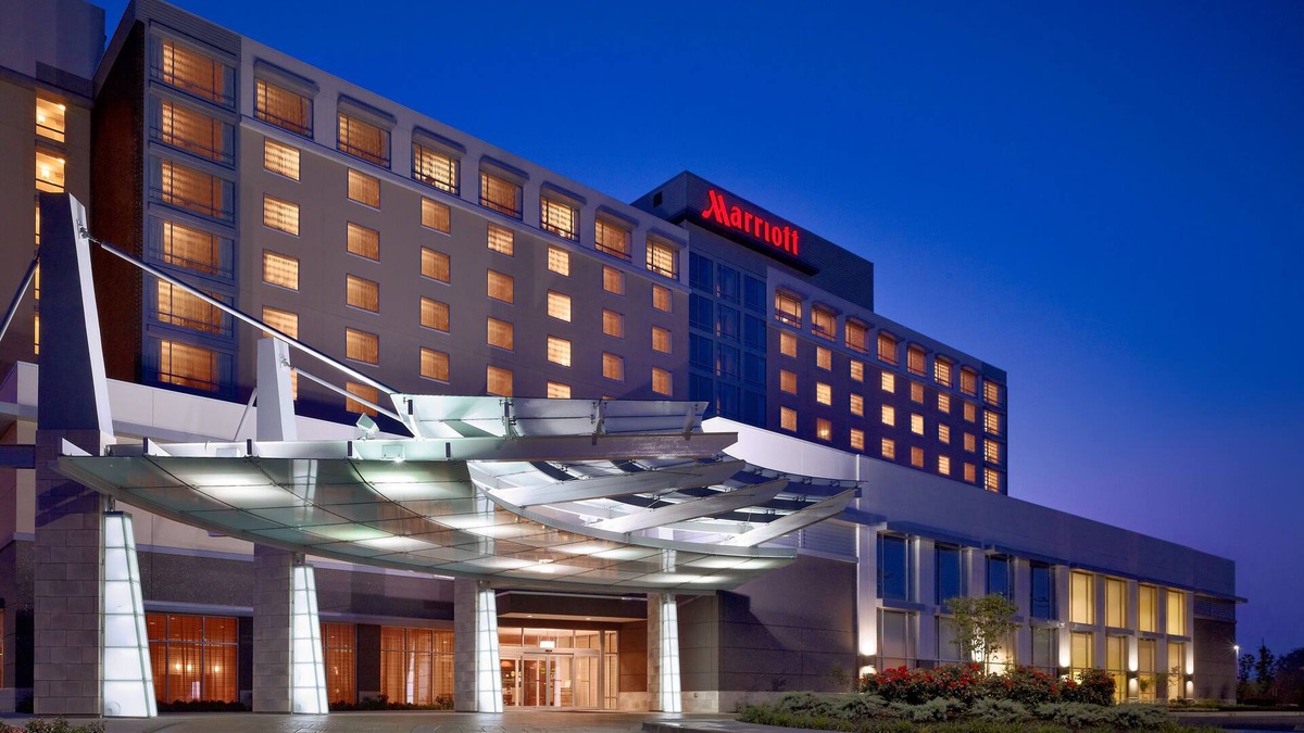 Jeffersontown Hotel | Marriott Louisville East