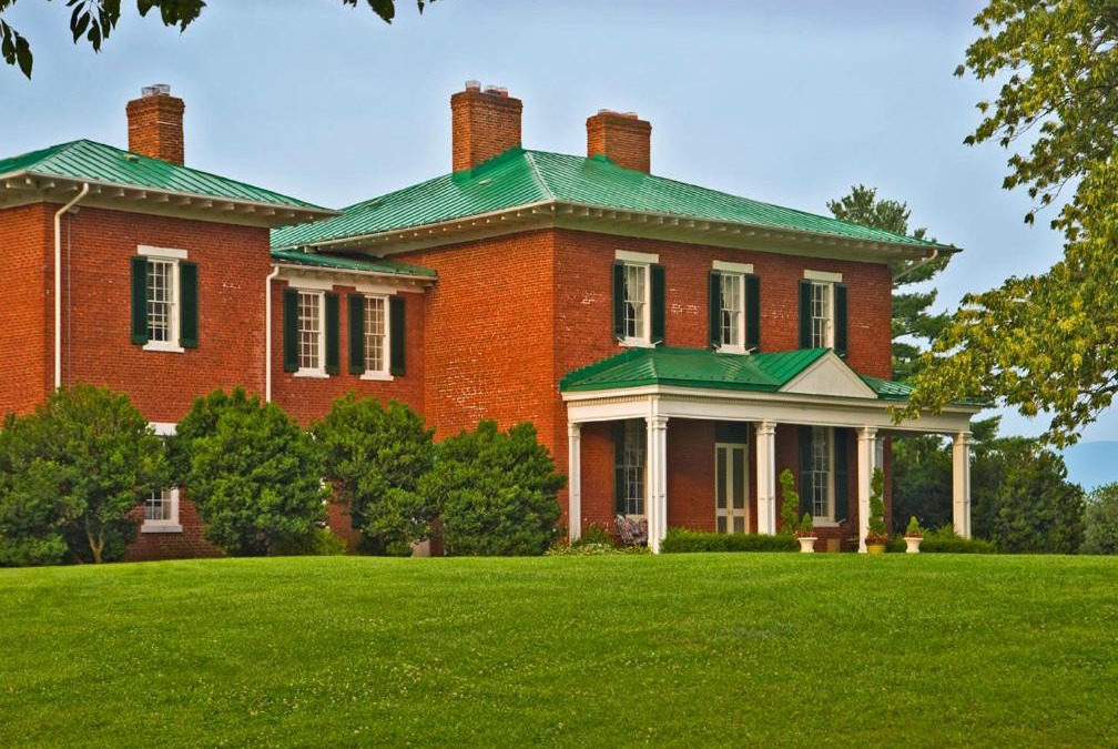 Hume Bed & Breakfast | Marriott Ranch Bed and Breakfast