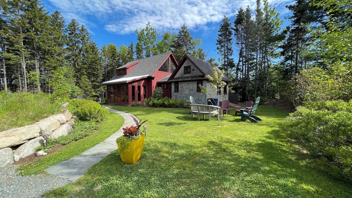 Manset Cottage | Marsden Cottage - custom-built exquisite cottage located in Southwest Harbor, Me