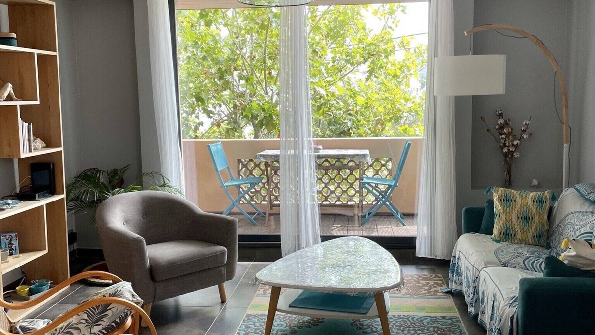 Vielle-Chapelle Apartment | Marseille Beach sea view 70 m2 near Pointe Rouge, Parc Borély, Calanques.