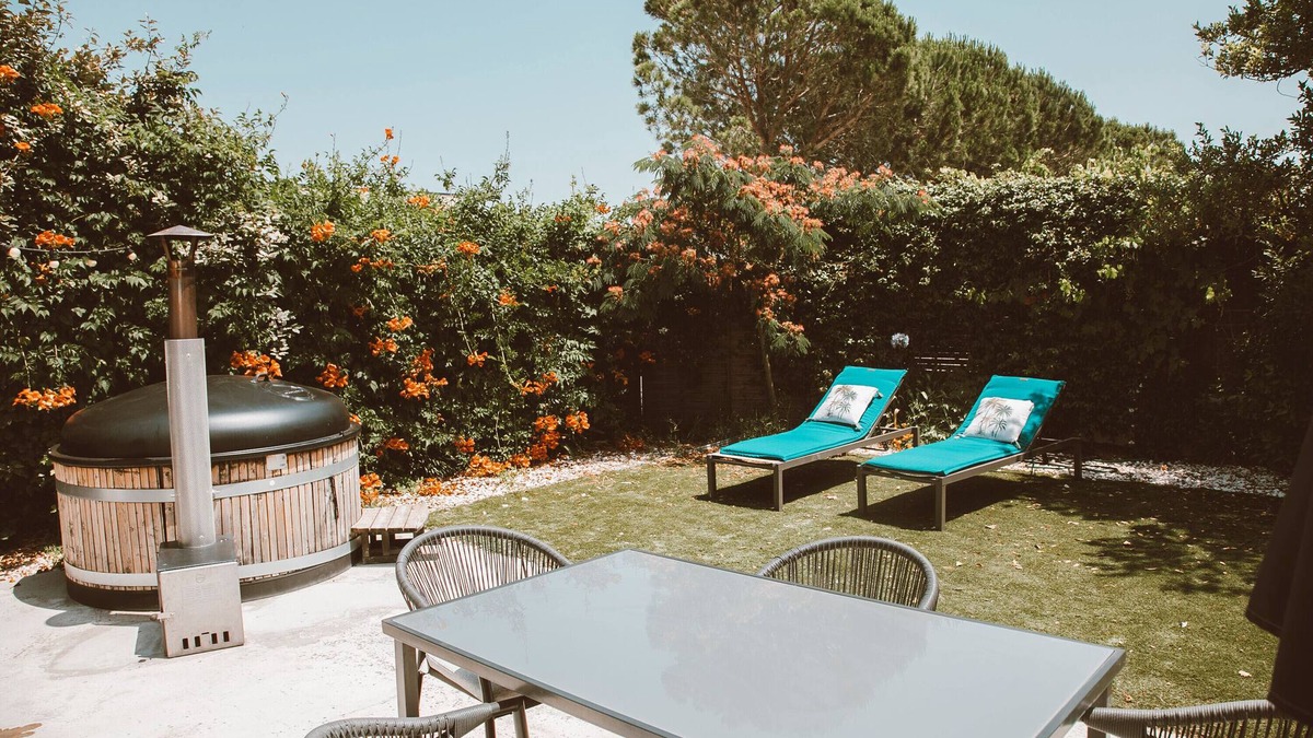 Saint-Laurent-d'Aigouze Apartment | Marselan - Mas des Jeux Holiday Homes