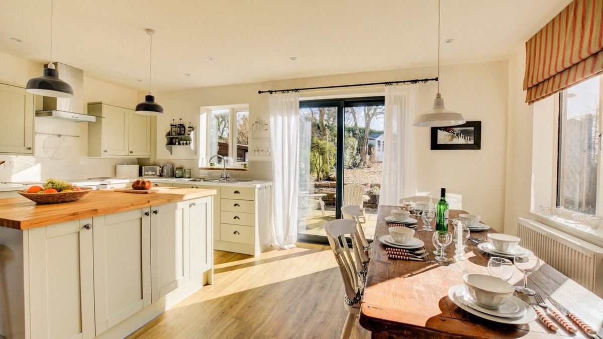 Salthouse House | Marsh View - Four Bedroom House, Sleeps 6