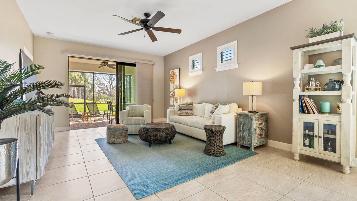 Palmer Ranch House | Marshe Point Retreat - 2 Beds, Tennis and Pool by Gulfcoast Holiday Homes!